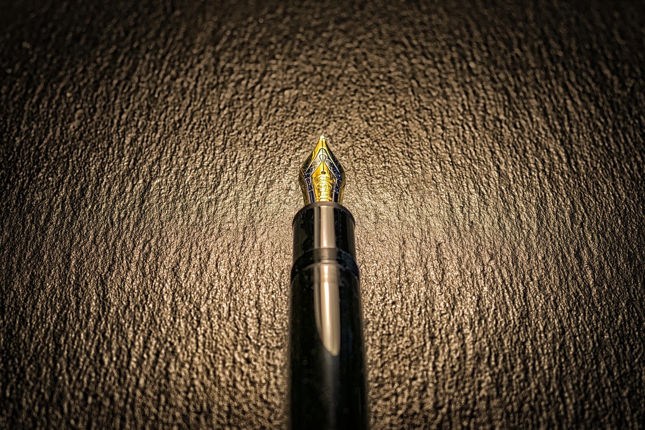 最新略钢动态揭秘，行业发展趋势与市场前景探究