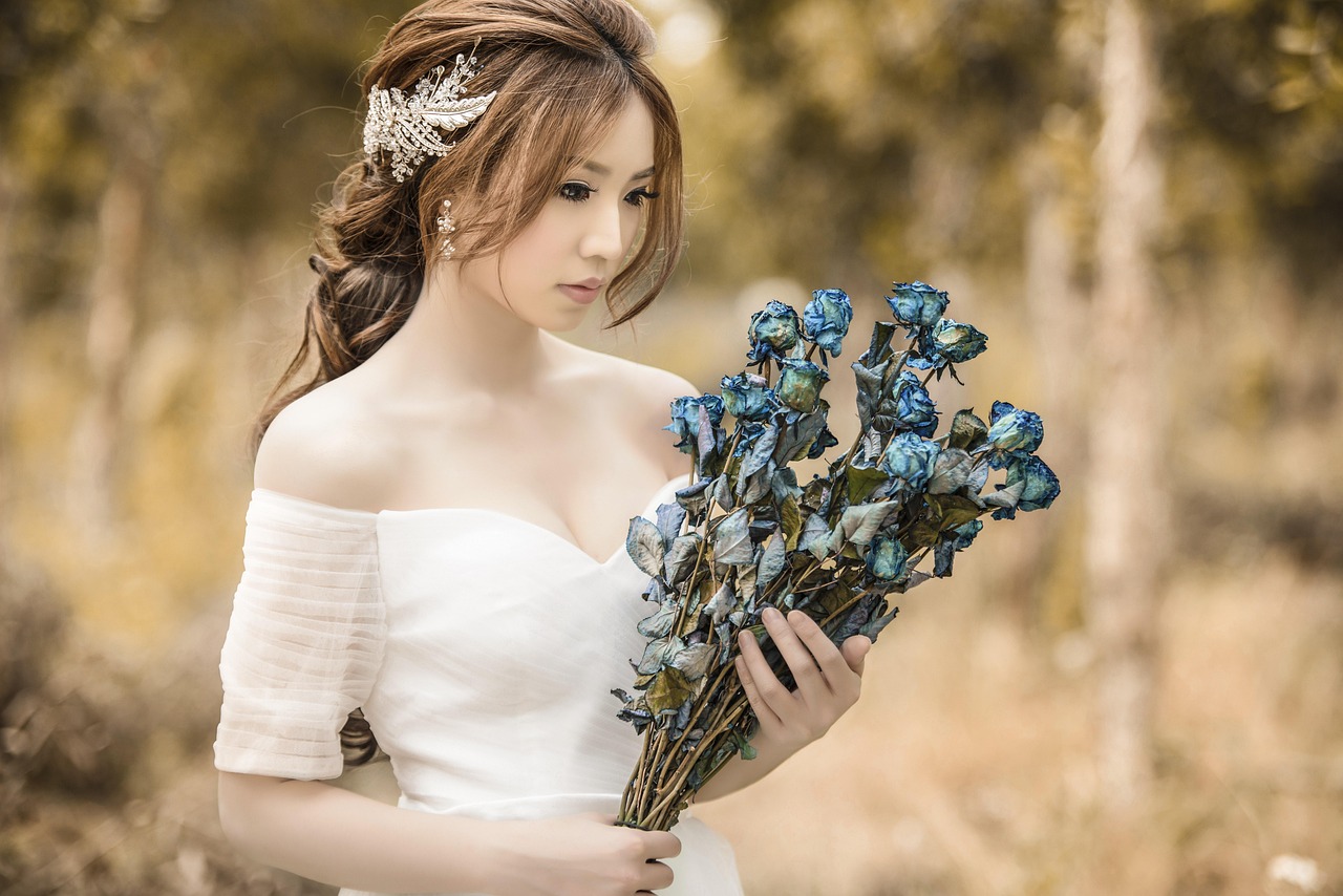情感的力量与美的追求——情赊美人心最新章节