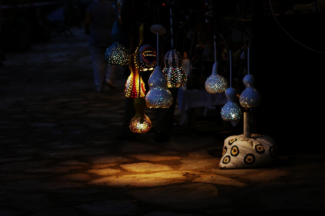 三三电影,艺术无界之旅的探索