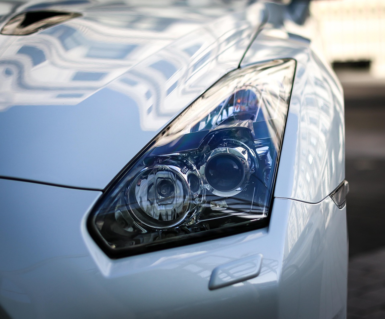 揭秘日产GTR R36，未来跑车市场璀璨明珠的上市时间揭晓！