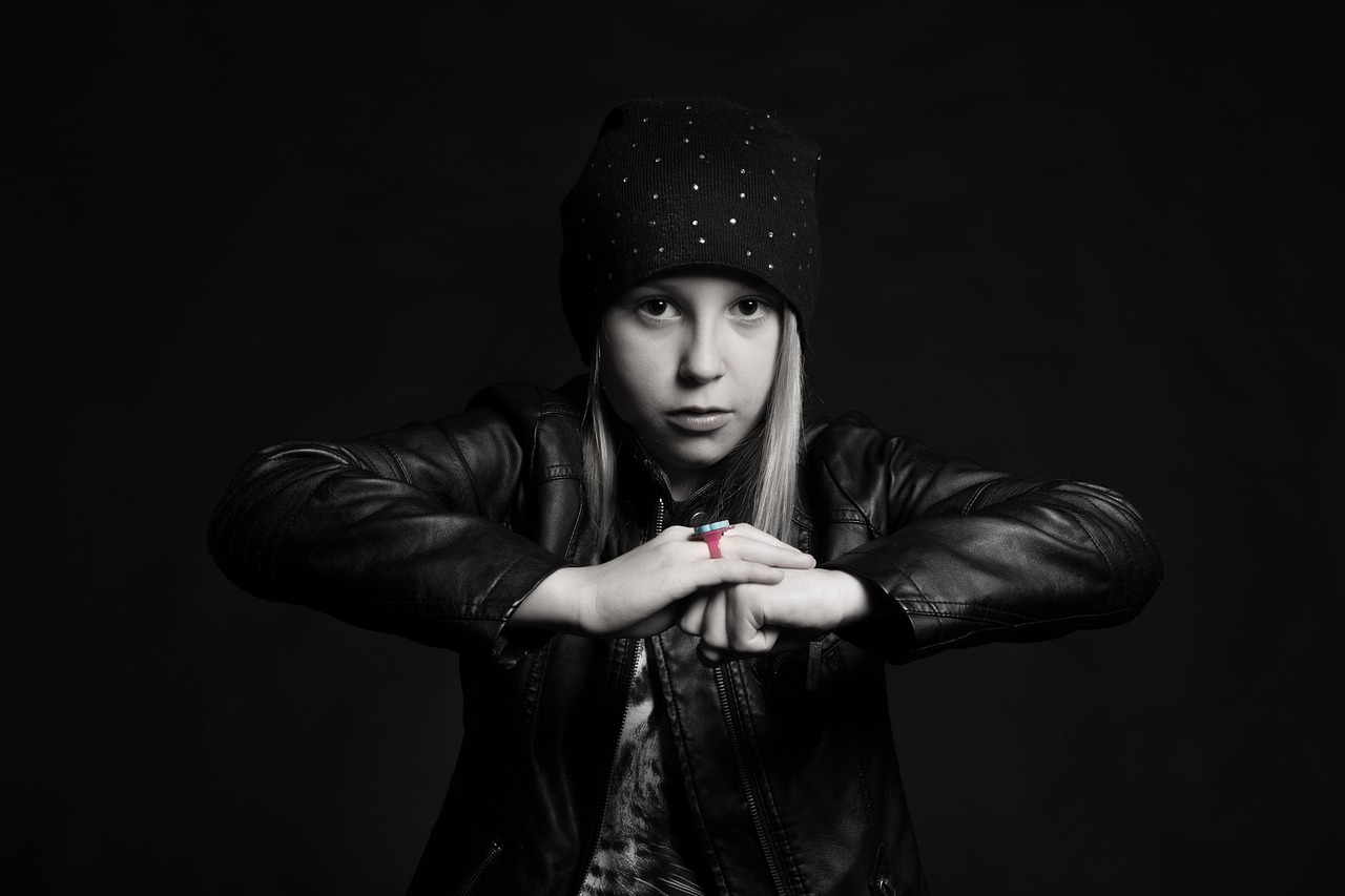 男生QQ头像动漫帅气,时尚潮流与个人魅力的完美融合头像展现风采