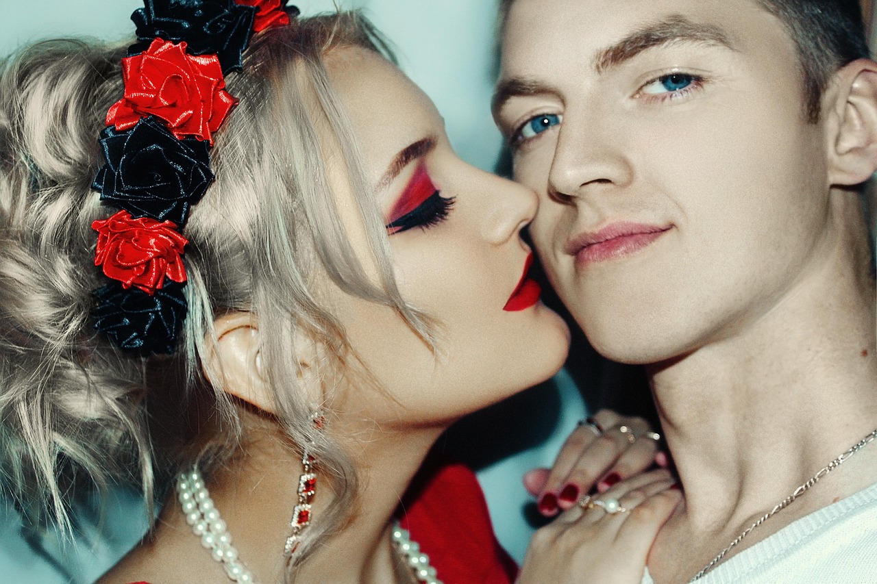 动漫黑白情头,男女情感与艺术交融的绝美呈现