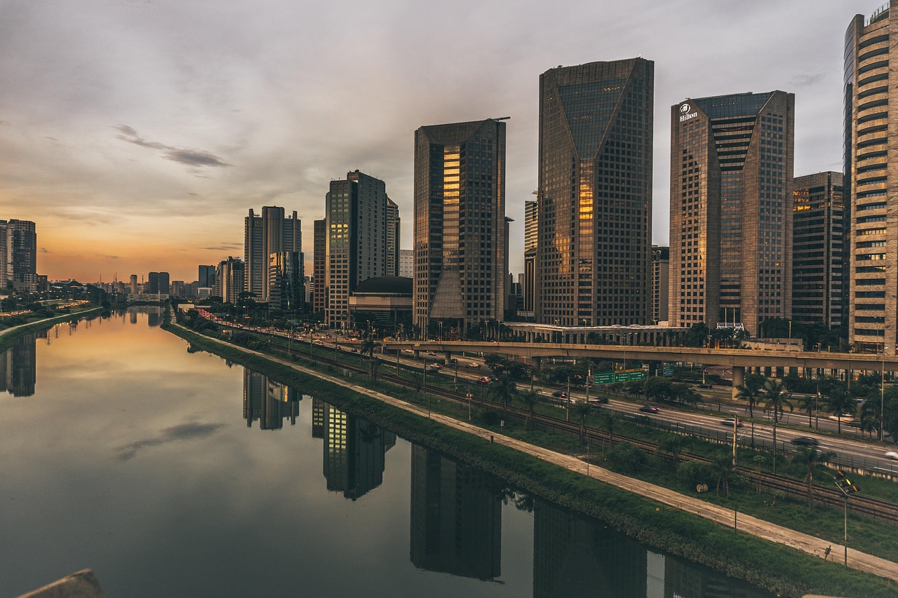 岳阳楼市最新降价房源深度解析与优惠房源一览