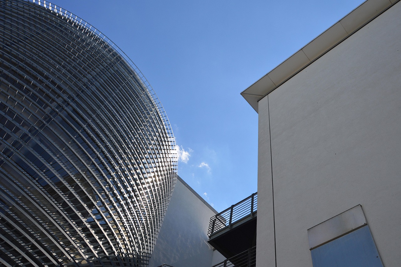 徐州楼市最新动态,繁荣背后的趋势展望与发展分析