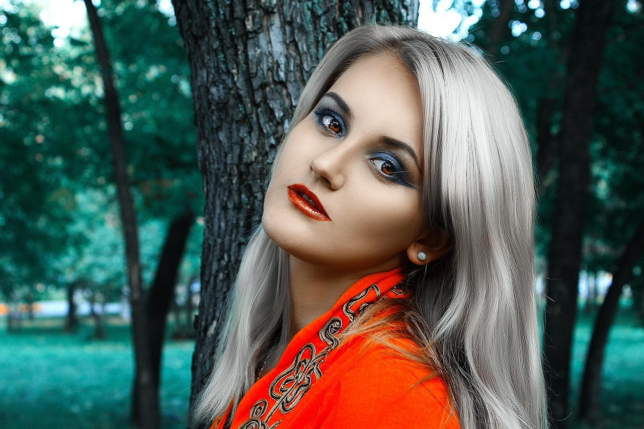 迪丽热巴最新美图欣赏，璀璨星光下的时尚魅力女王