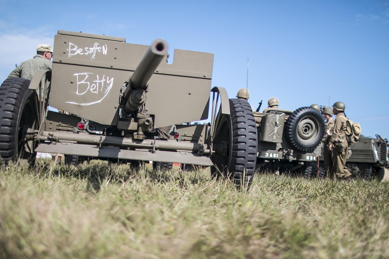 战火英雄传奇，经典老电影战斗片回顾