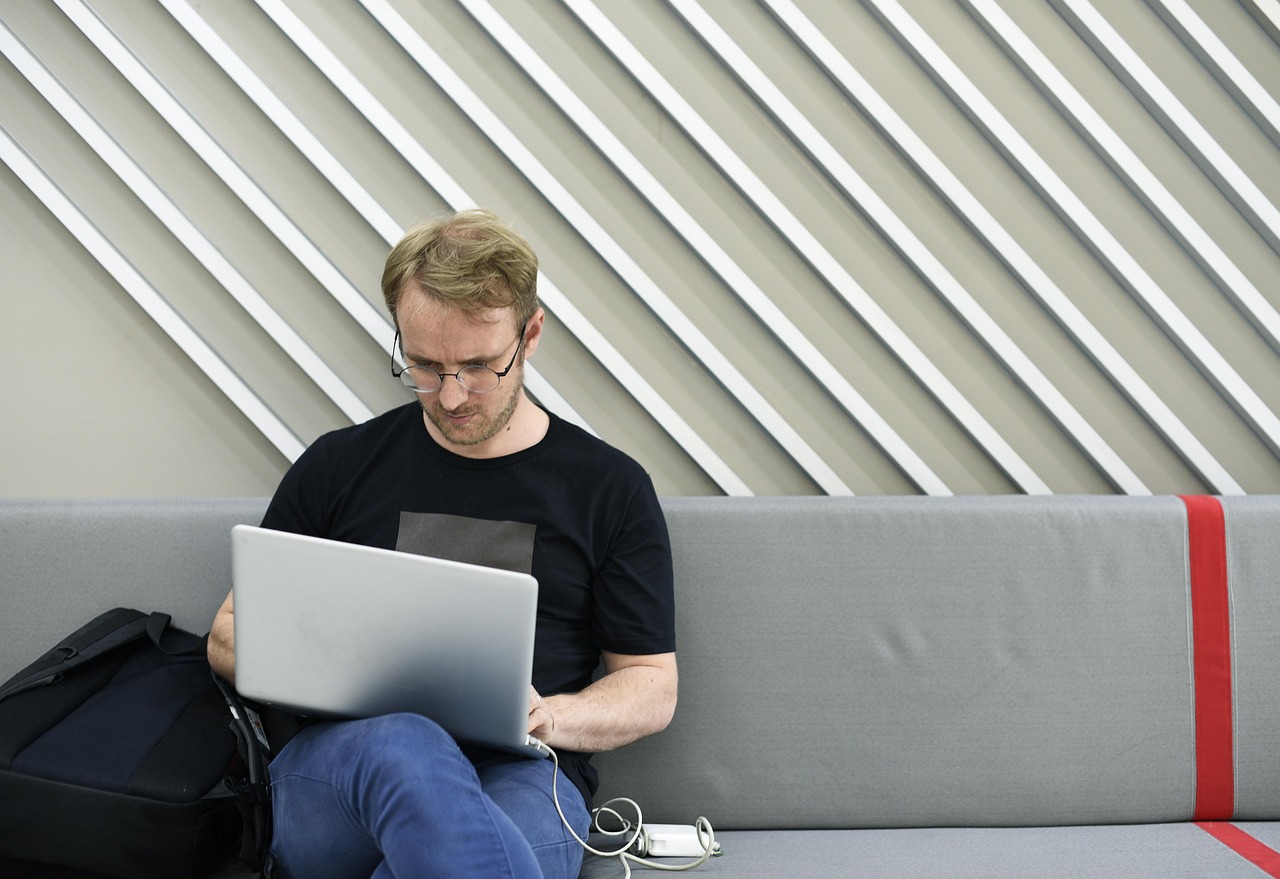 胡玮炜，创业领袖开启新篇章