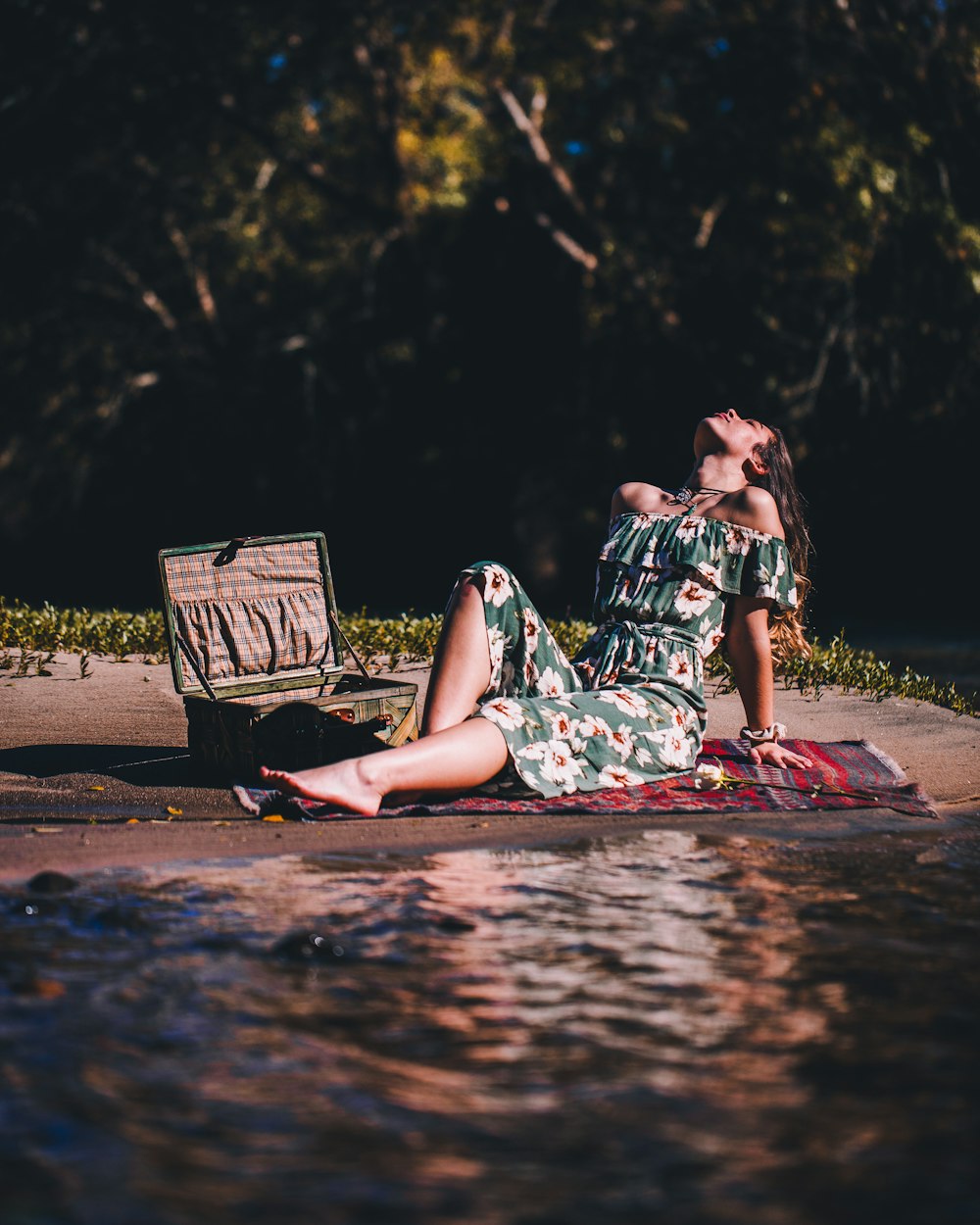 失踪女孩电影，背后的故事与深层含义探索