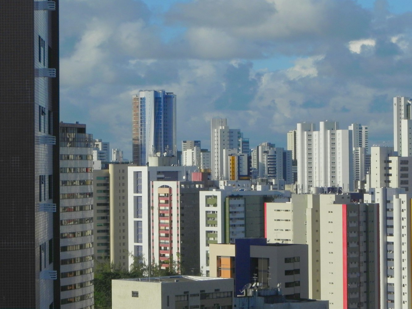 最新城市全景图揭示现代都市的发展与魅力新篇章开启!