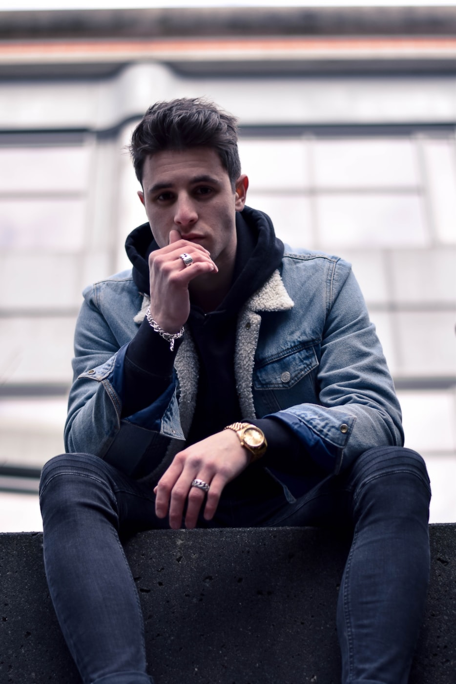 揭秘富豪背后的成功故事,富豪动态深度解析