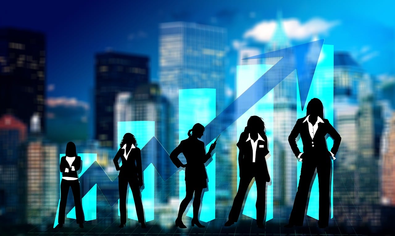 女性力量的视觉盛宴，女子高中电影探索之旅