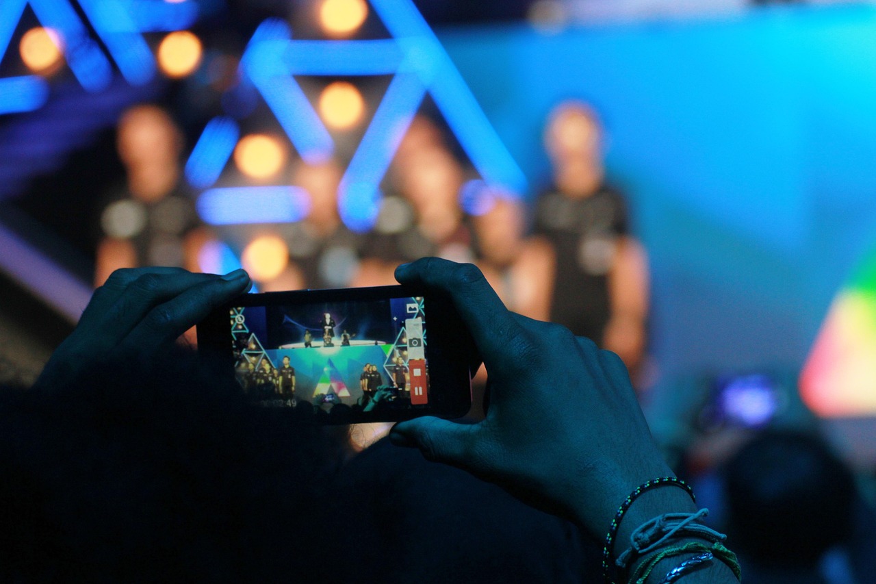 二年级演讲比赛,勇气与成长的舞台展现风采时刻