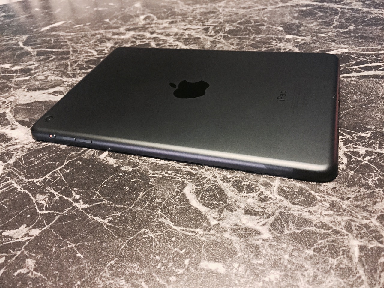 苹果iOS最新版本概览，最新更新动态及功能解析