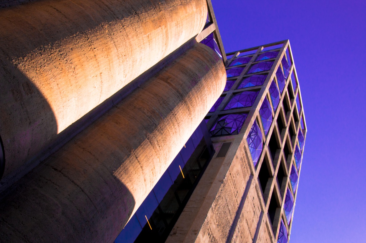 当前市场下的45号钢行情分析