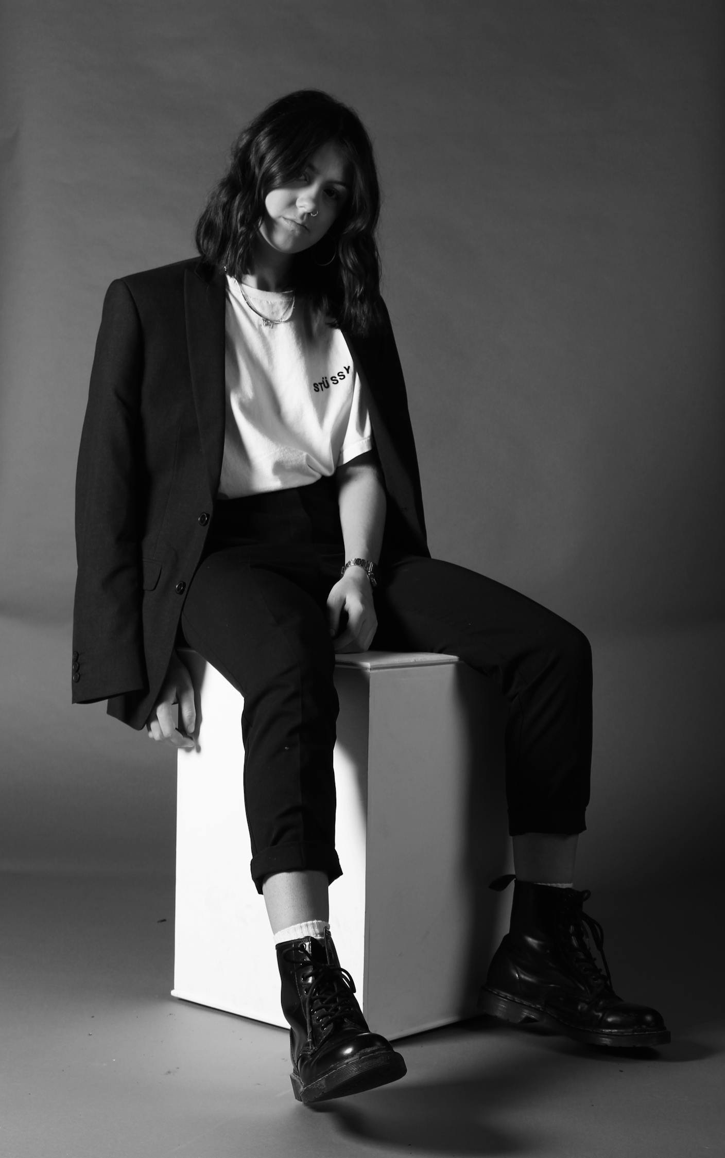 制服时尚新品引领潮流风采,展现个性魅力