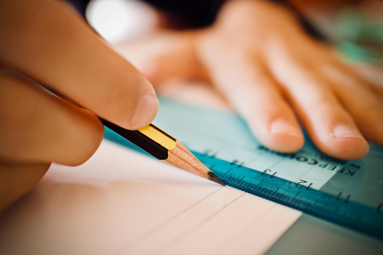 最新国家标准针灸穴位图及其应用详解