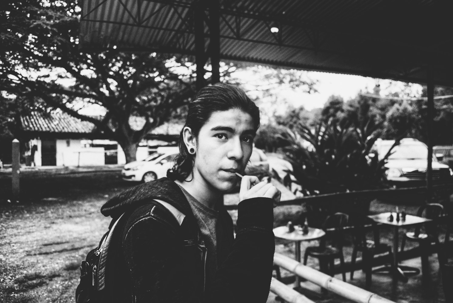 男明星的吸烟现象，影响与启示探究