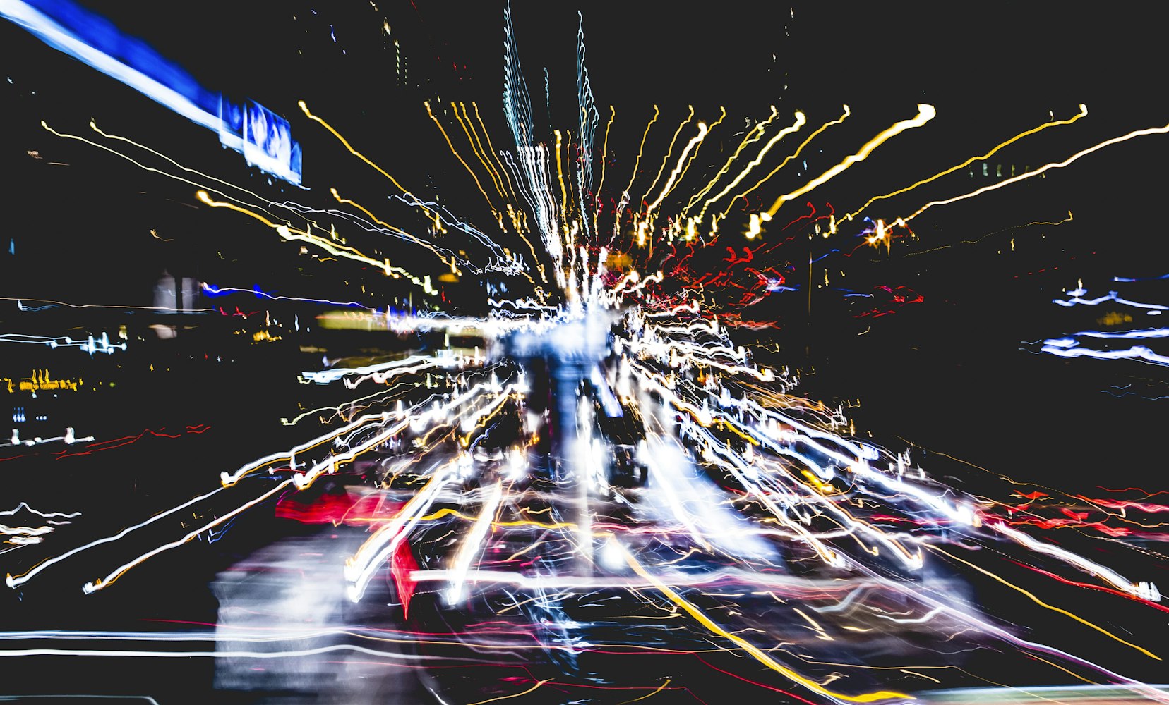 异世豪杰新篇章开启,英雄新篇之旅