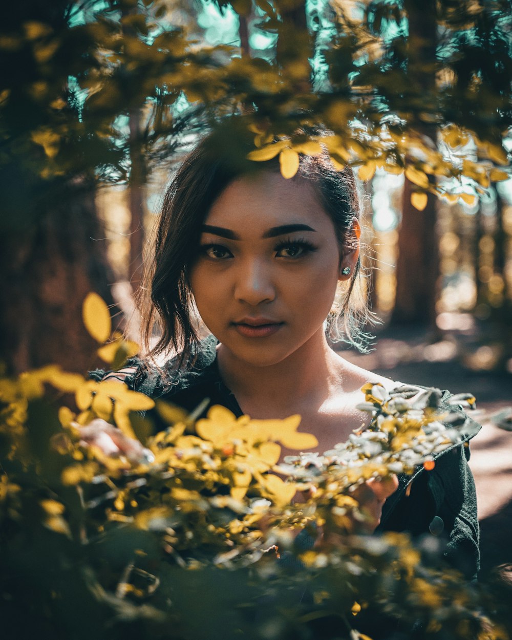 品如演员,演艺之路与角色魅力的展现