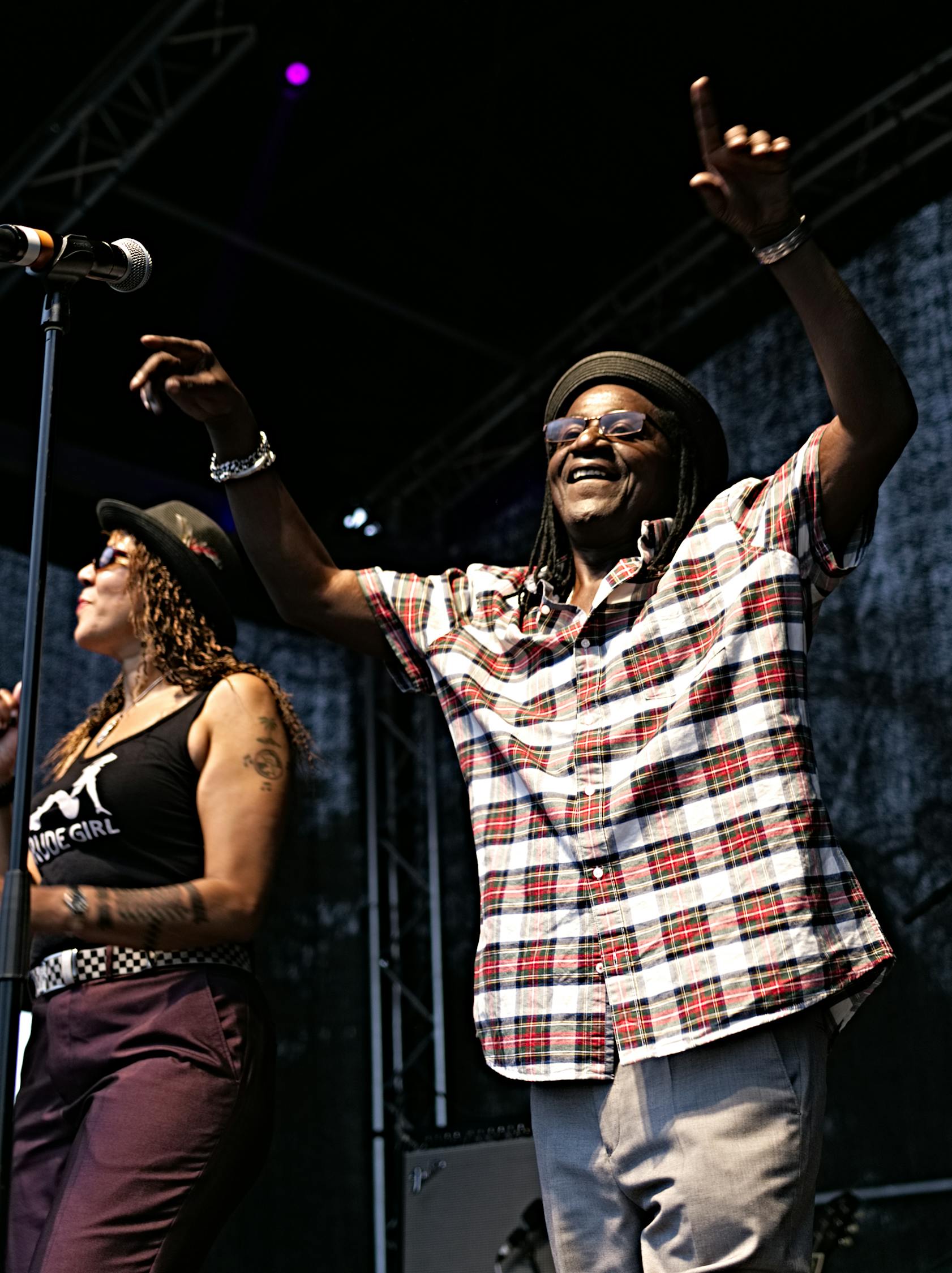 演员陈奎希，展现无尽魅力与独特风采的演艺之路