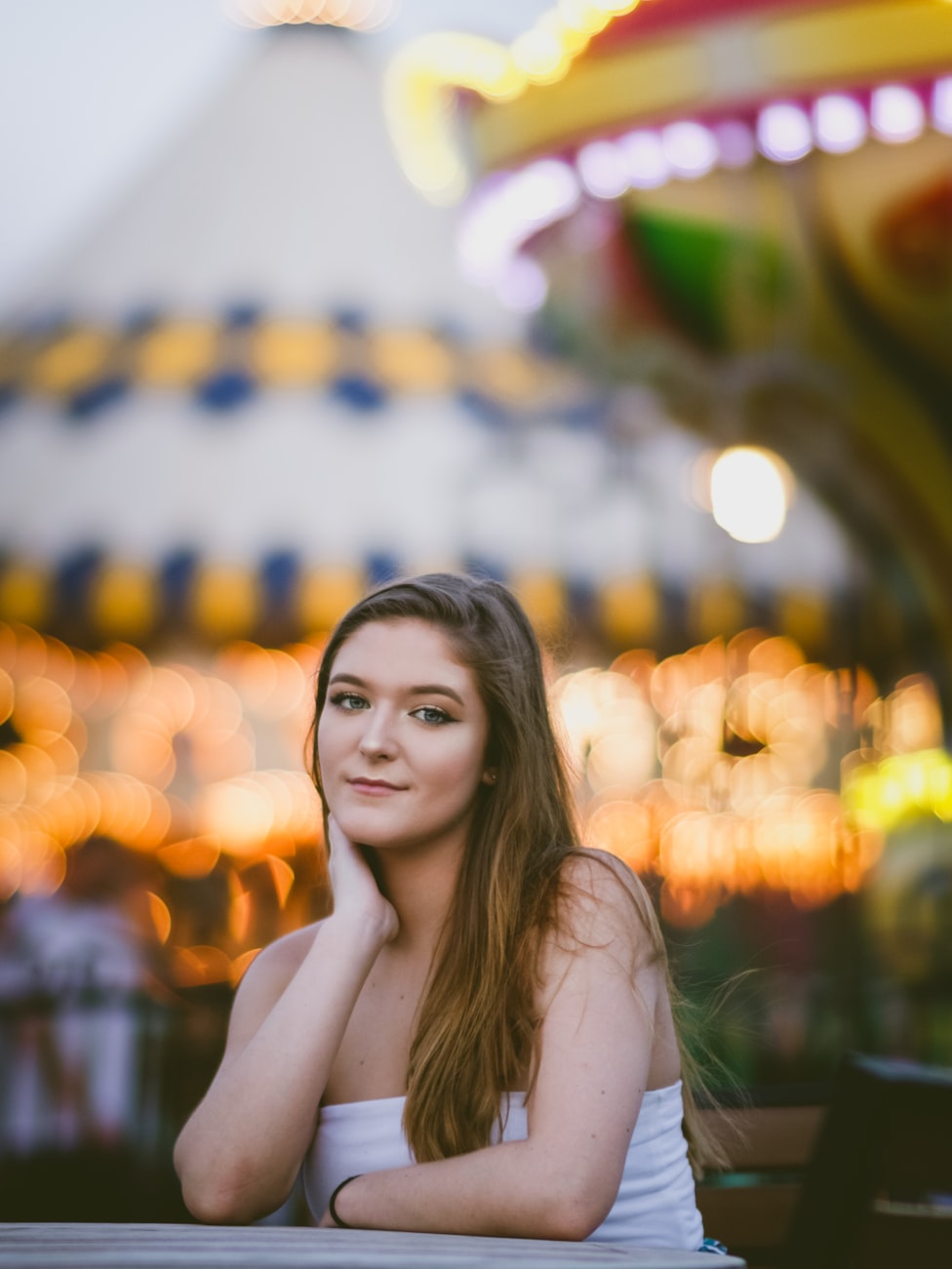 时尚潮流与美丽风采的交融，最新美女动态展示风采神韵