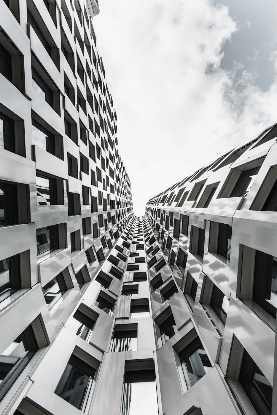 高义新篇，探索未来之路的启示