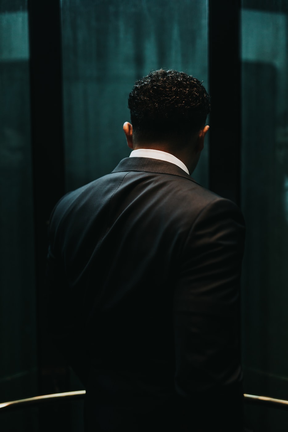 海康威视股票最新动态及分析简报