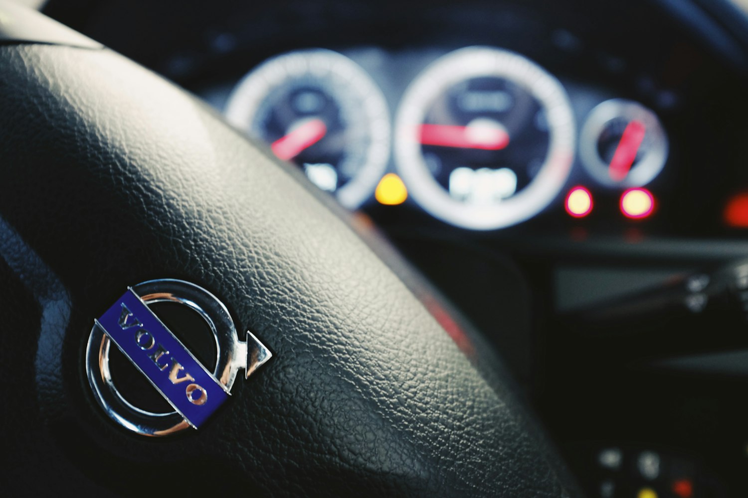 红旗新车上市,展现品牌新魅力,引领市场潮流新方向