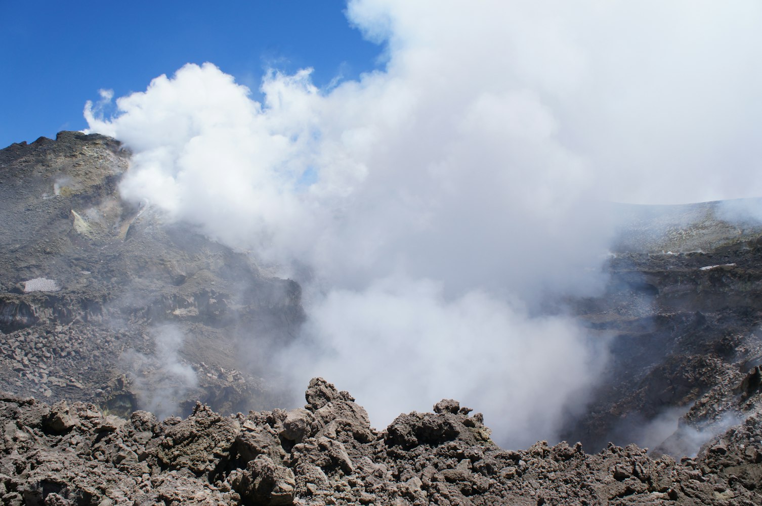 巴厘岛火山爆发最新消息,影响及应对措施揭秘